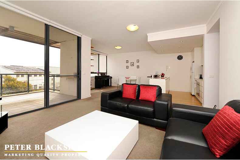104/65 Giles Street Kingston