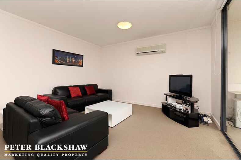 104/65 Giles Street Kingston