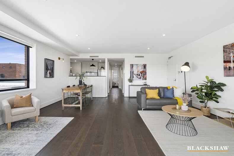 412/85 Eyre Street Kingston