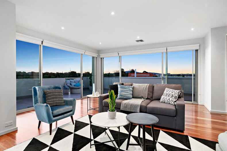 63/71 Giles Street Kingston