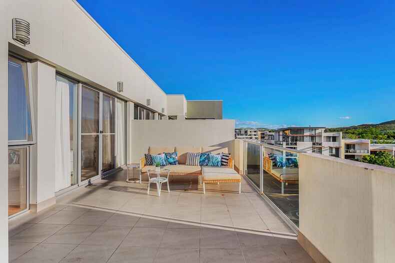 63/71 Giles Street Kingston