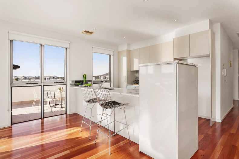63/71 Giles Street Kingston