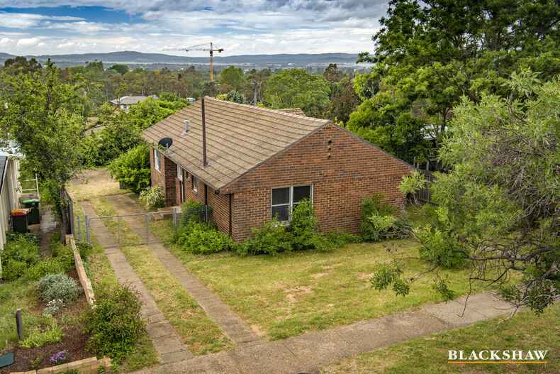 55 Caley Crescent Narrabundah