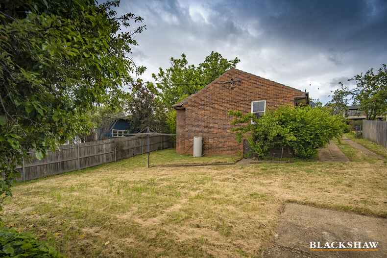 55 Caley Crescent Narrabundah