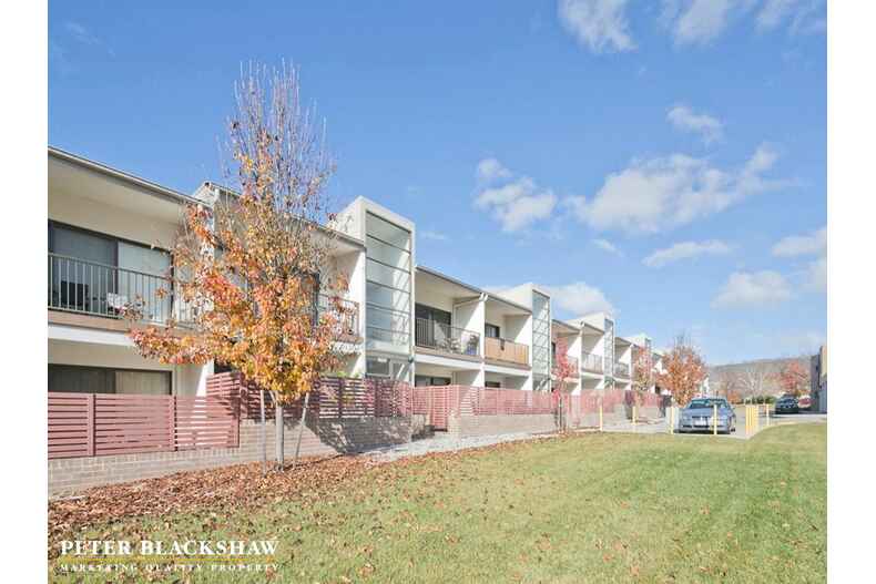 33/39 Jerrabomberra Avenue Narrabundah