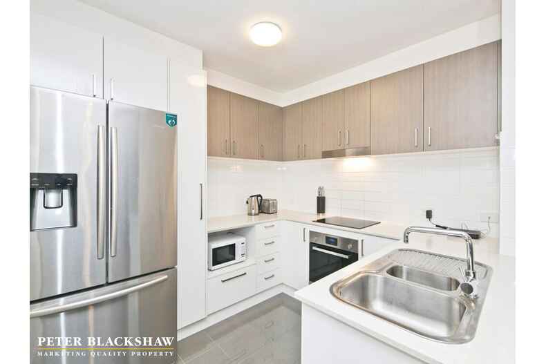 33/39 Jerrabomberra Avenue Narrabundah