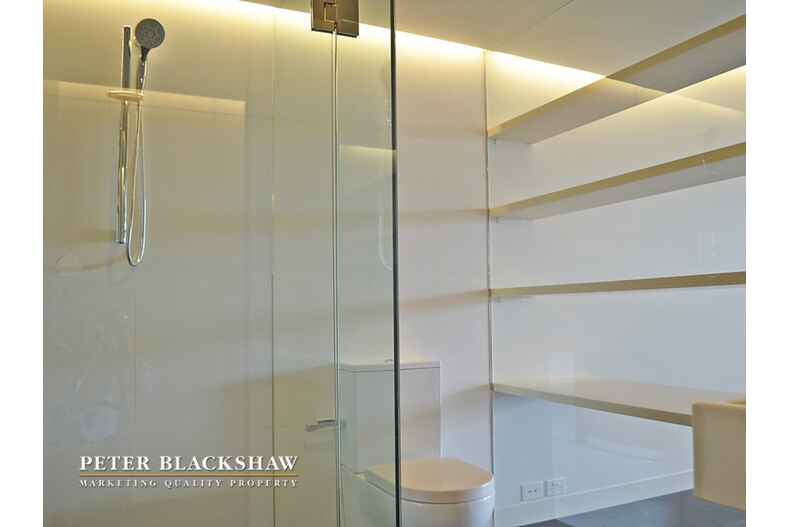 707/25 Edinburgh Avenue City