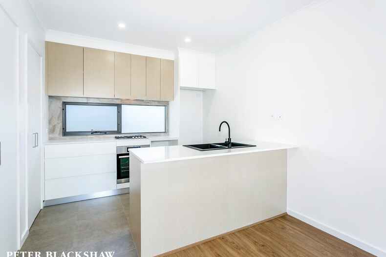 36/128 Easty Street Phillip