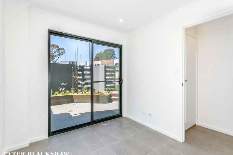 36/128 Easty Street Phillip