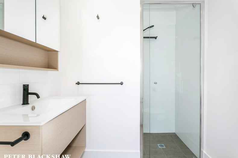 36/128 Easty Street Phillip