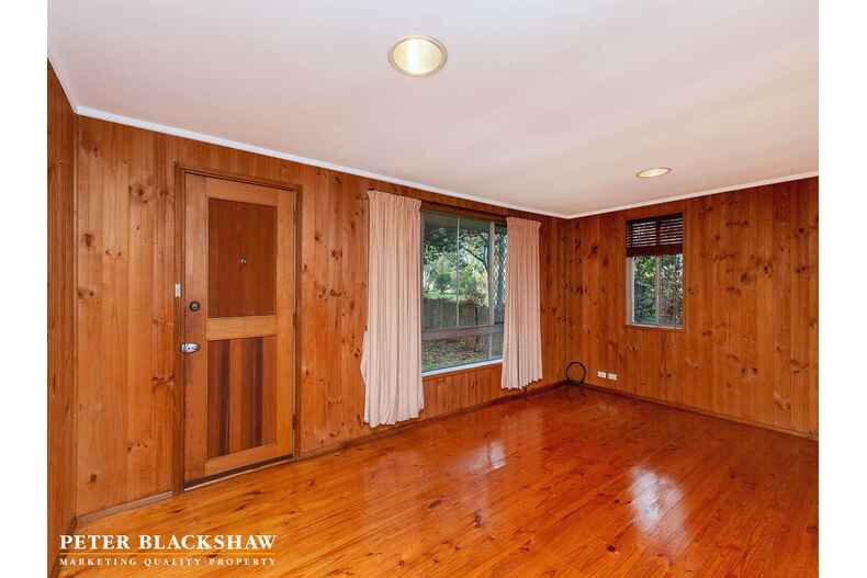 76 Tallara Parkway Narrabundah