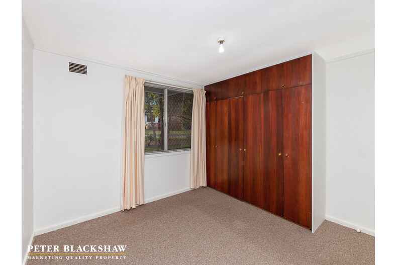 76 Tallara Parkway Narrabundah