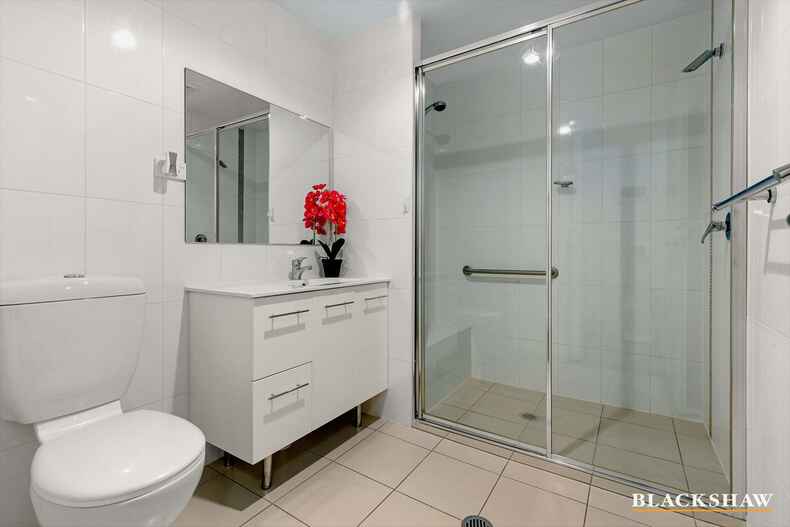 23/21 Wiseman Street Macquarie