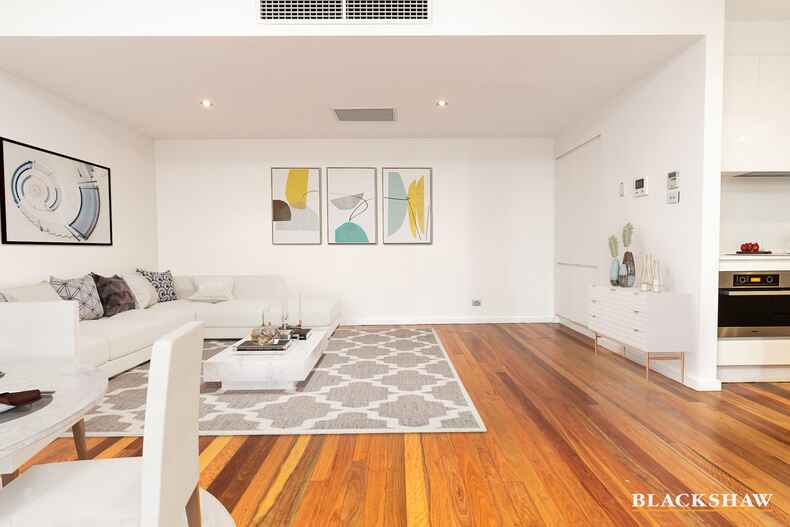 13/43 Hampton Circuit Yarralumla