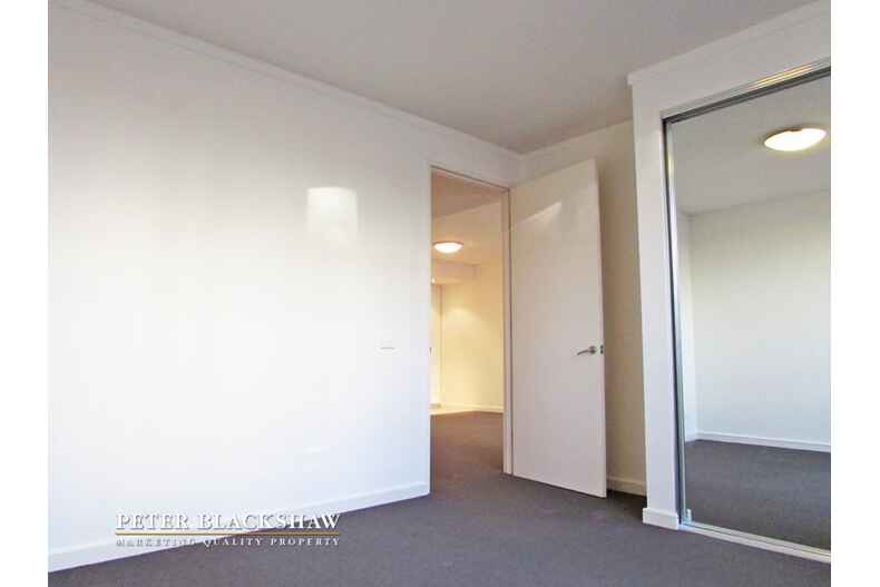 9/67 Giles Street Kingston