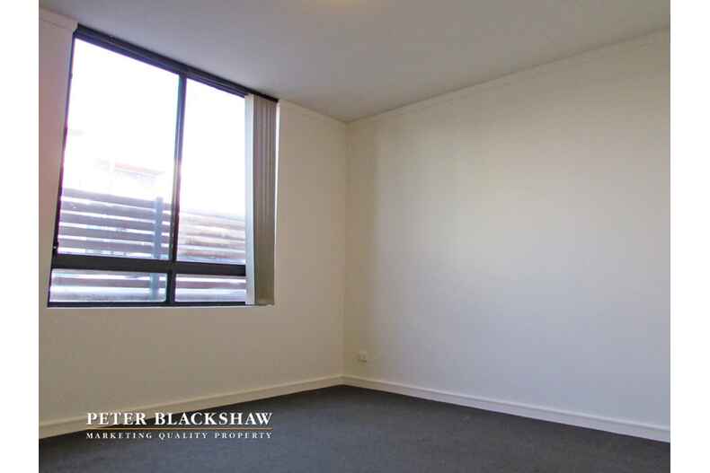 9/67 Giles Street Kingston