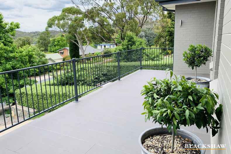 125 Hawkesbury Crescent Farrer