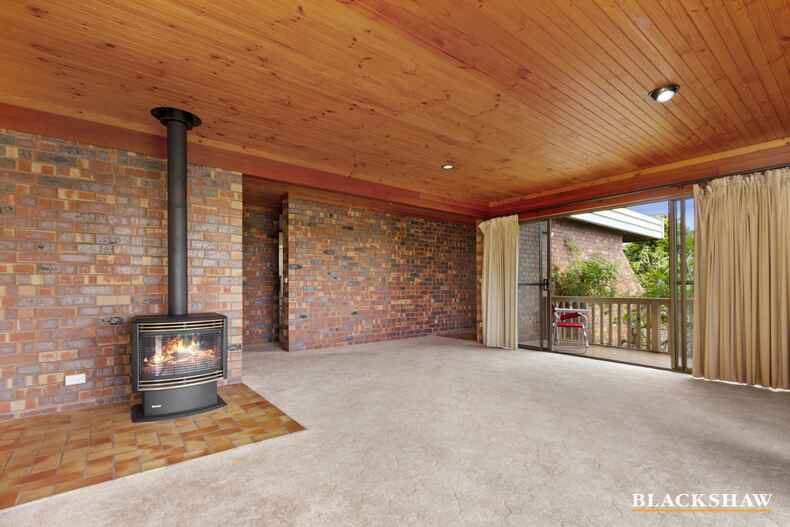 22 Hilltop Crescent Surf Beach
