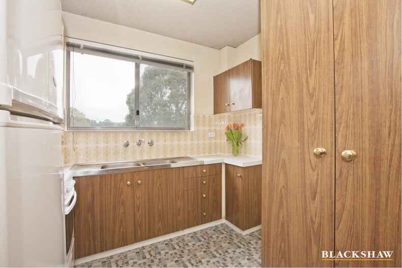 2/4 Mowatt Street Queanbeyan