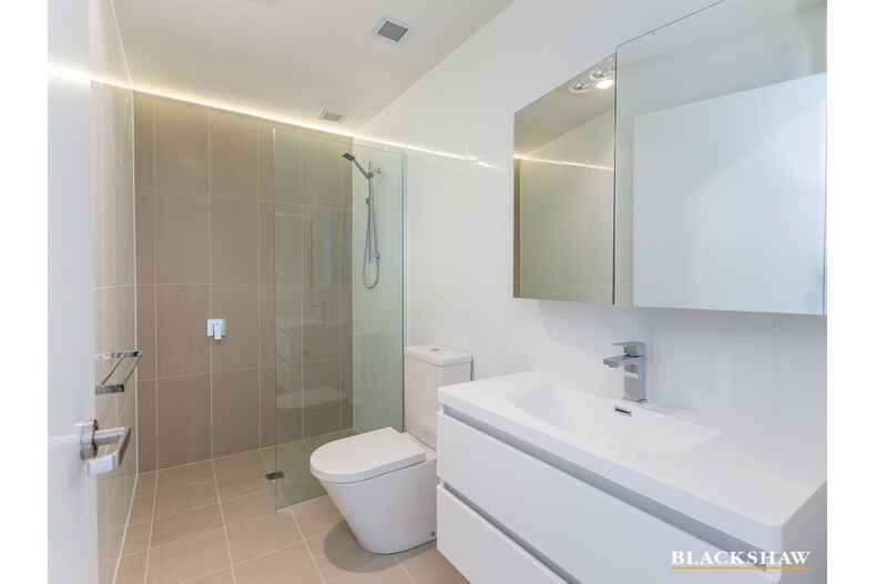 33/50 Honeysett View Kingston