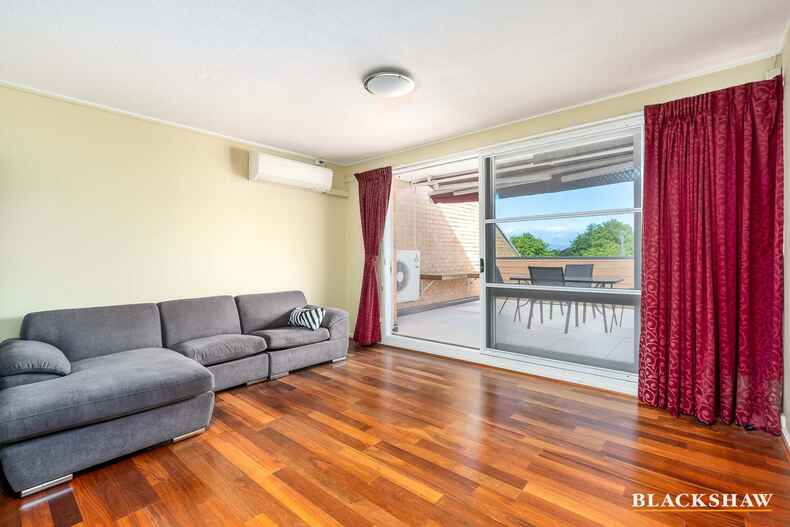 4/5 Garran Place Garran