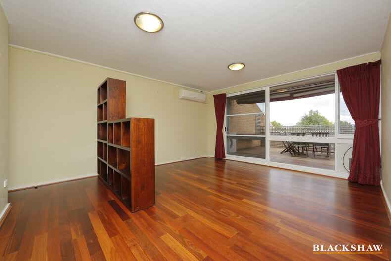 4/5 Garran Place Garran