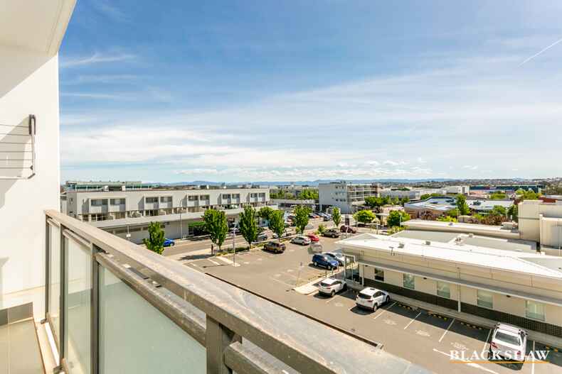 63/2 Hinder Street Gungahlin