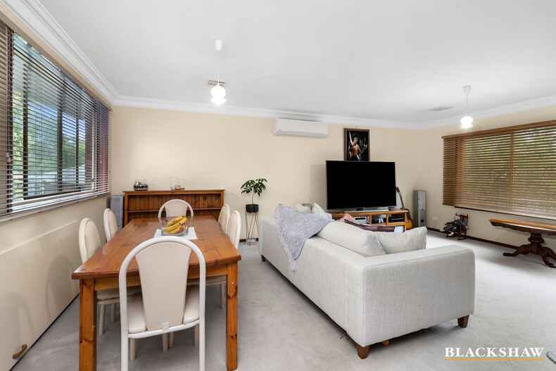 37 Broadbent Street Scullin