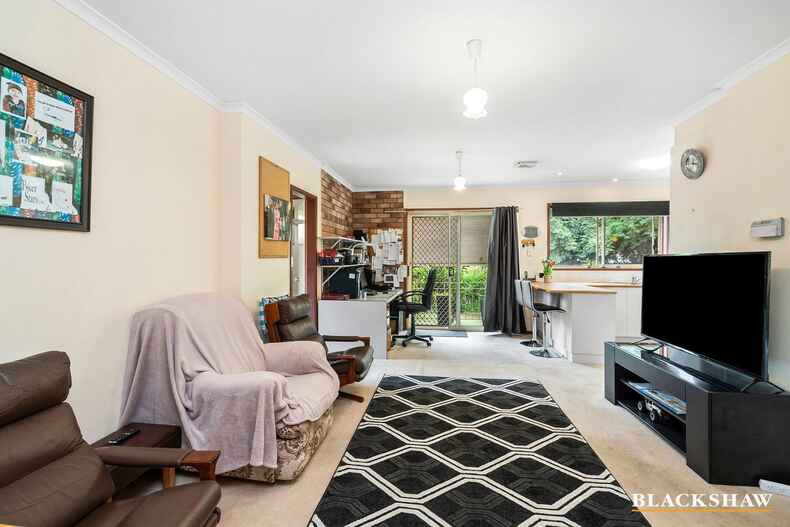 37 Broadbent Street Scullin