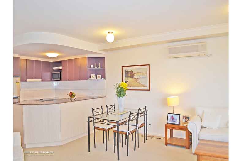 213/107 Canberra Avenue Griffith