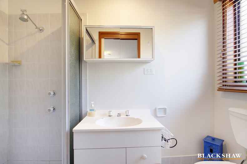 6 Caddy Place Florey
