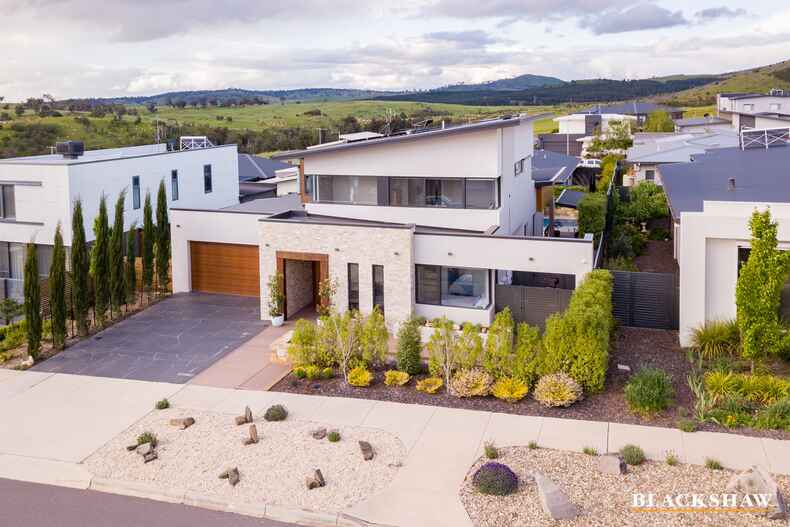 10 Kilgariff Street Coombs
