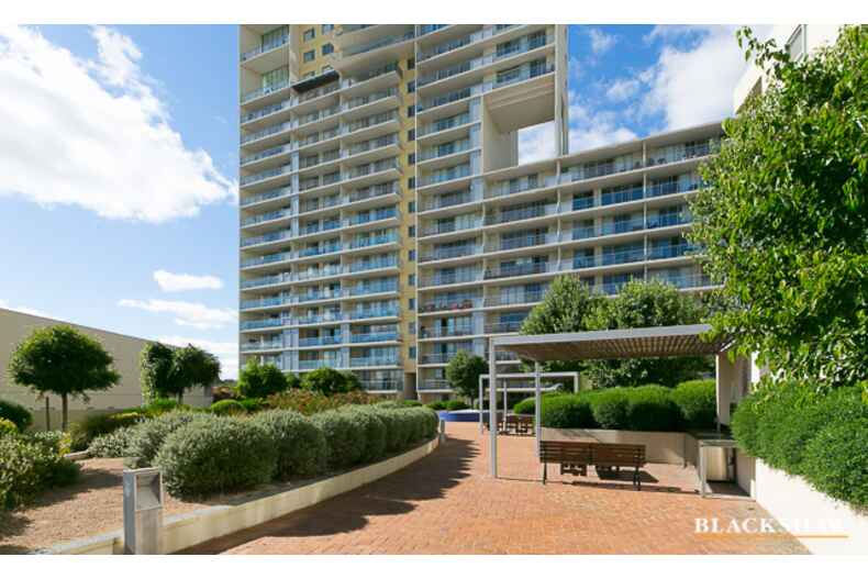 60/98 Corinna Street Phillip