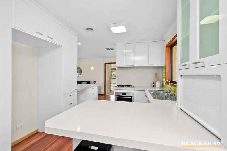 1 Lightfoot Crescent Florey