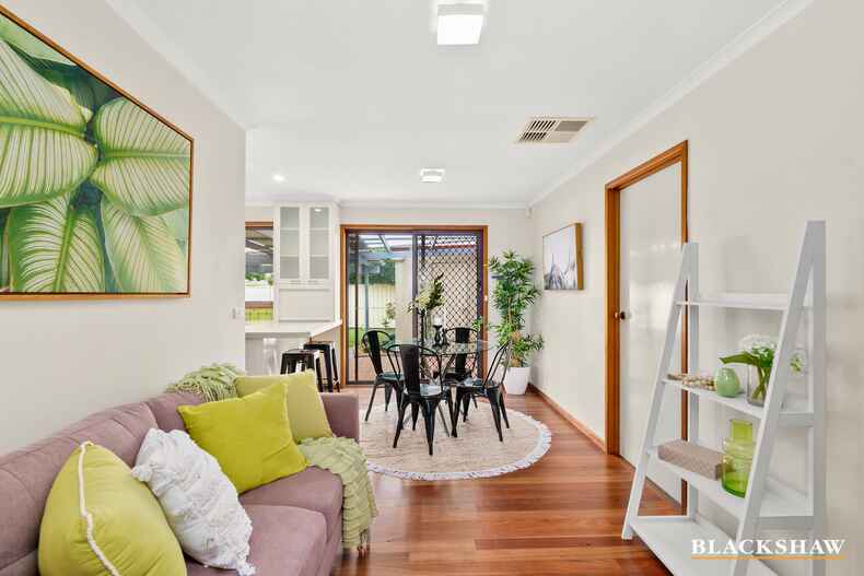 1 Lightfoot Crescent Florey