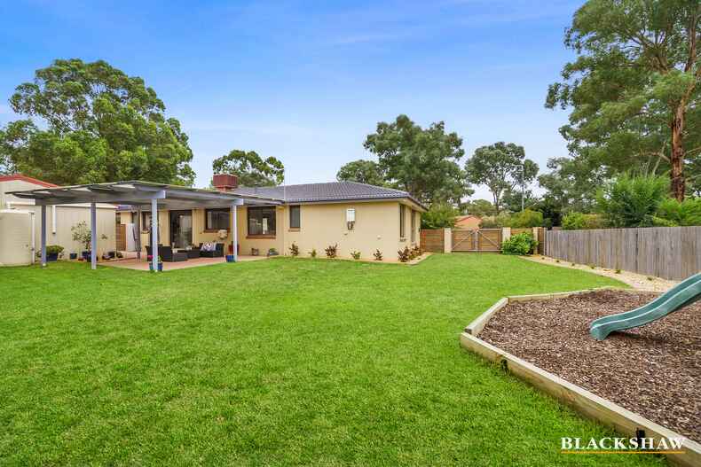 1 Lightfoot Crescent Florey