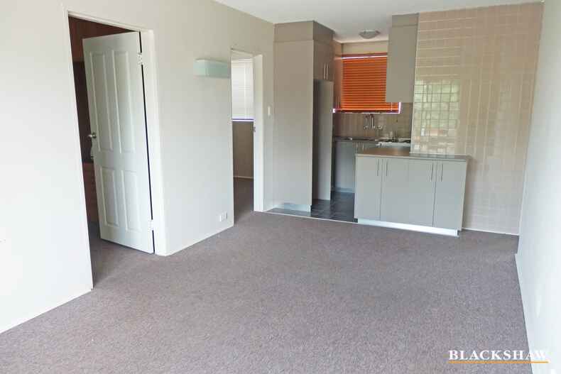 4/85 Derrima Road Queanbeyan