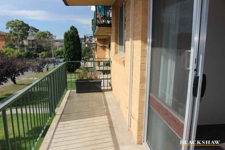 4/85 Derrima Road Queanbeyan
