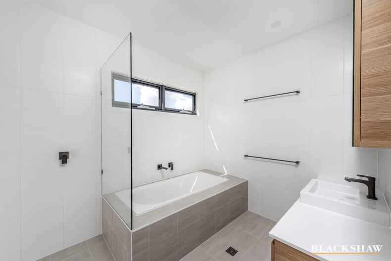 5/36 Blacket Street Downer