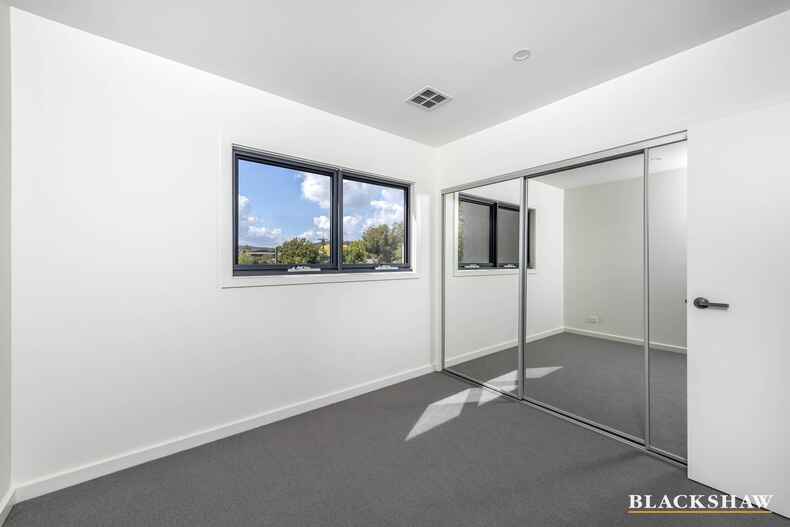 5/36 Blacket Street Downer