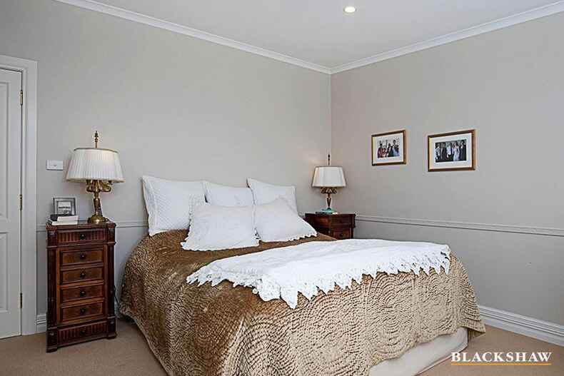 13 Hooker Street Yarralumla