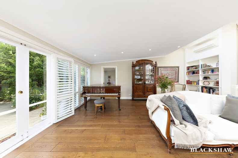 13 Hooker Street Yarralumla