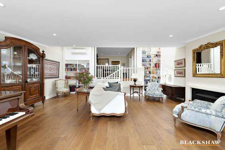 13 Hooker Street Yarralumla