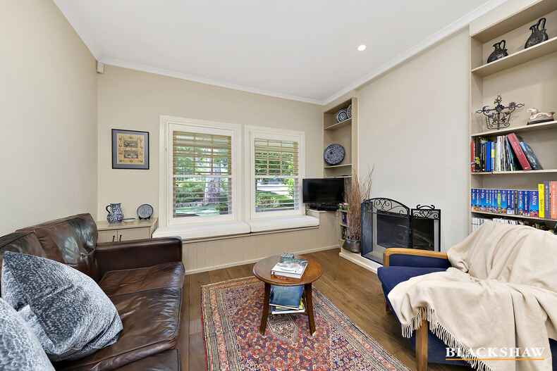 13 Hooker Street Yarralumla
