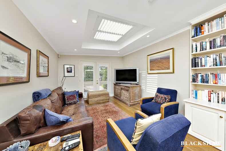 13 Hooker Street Yarralumla