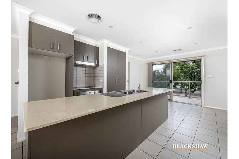 87a Anthony Rolfe Avenue Gungahlin