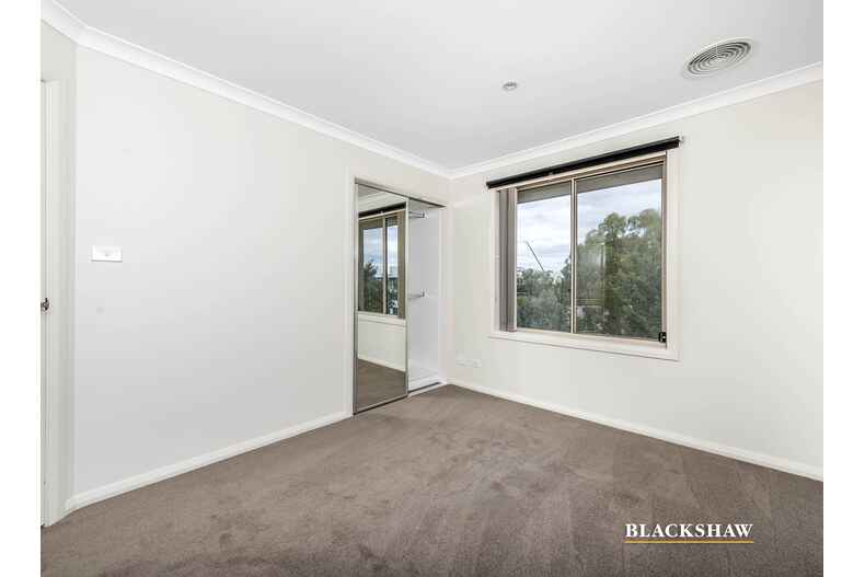 87a Anthony Rolfe Avenue Gungahlin