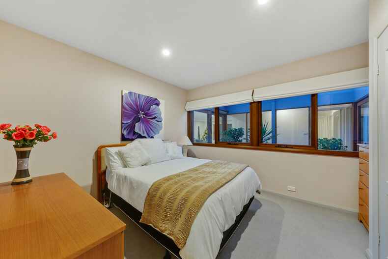 23 Kent Street Deakin