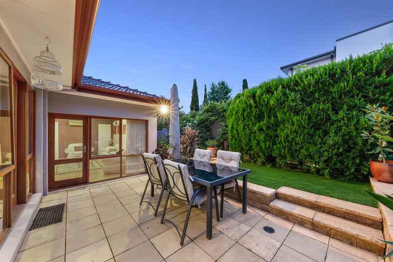 23 Kent Street Deakin