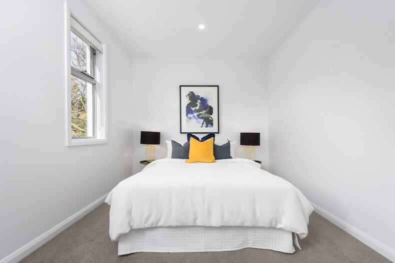 2/54 Jacka Crescent Campbell